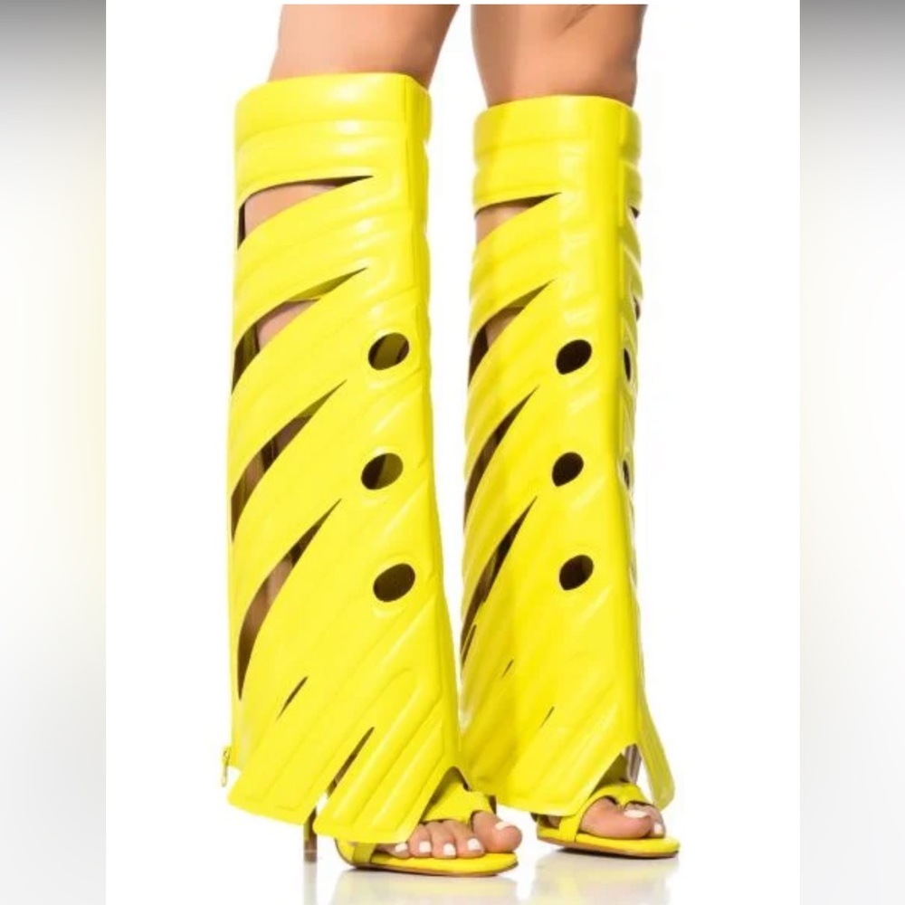 CAPE ROBBIN LEAF - LIME Gladiator Boots - SIZE 8
